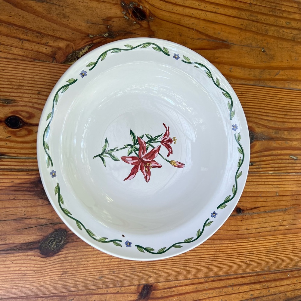 International Tableworks Terrace Blossoms Vegetable Bowl
